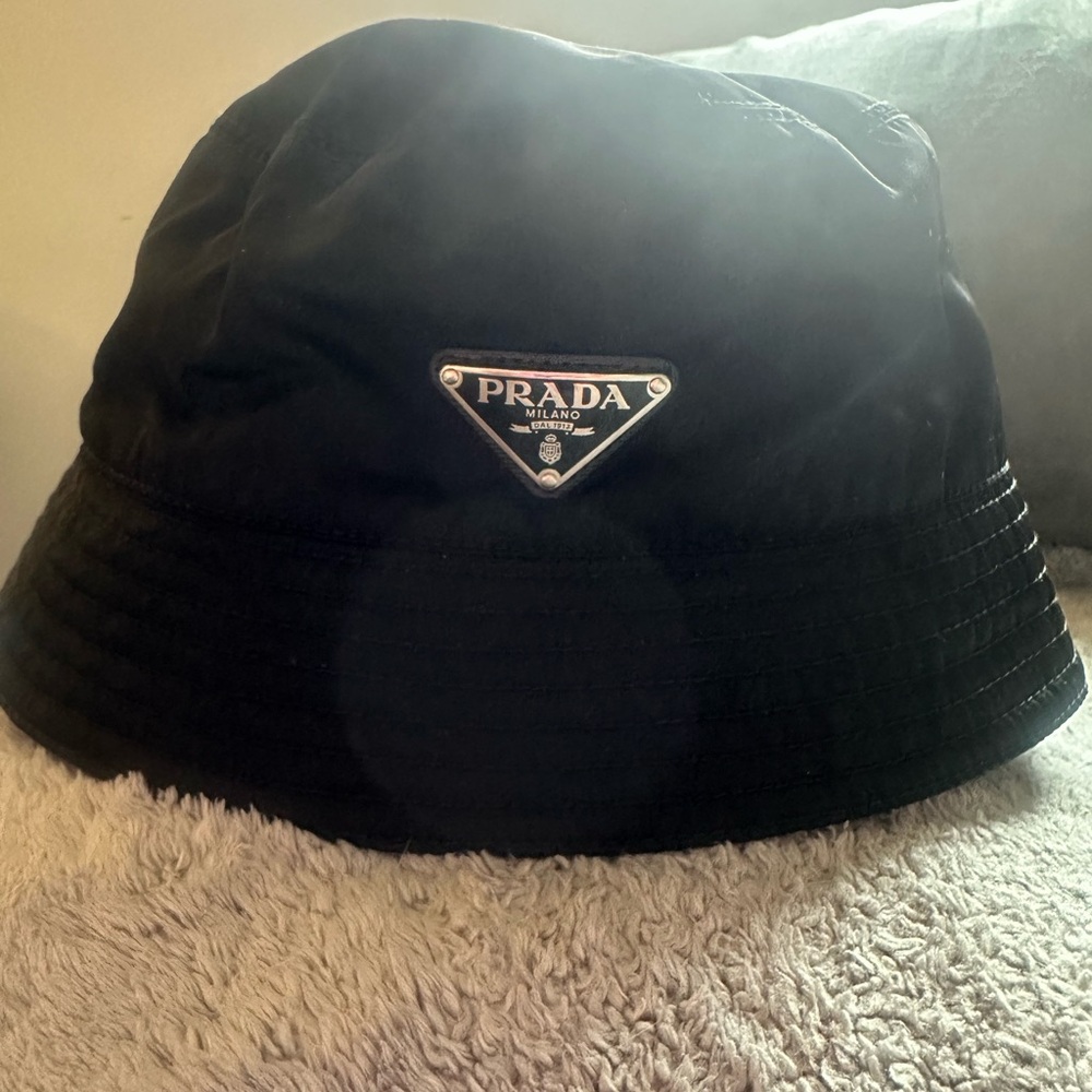 Prada Black Classic Bucket Hat with Iconic Logo